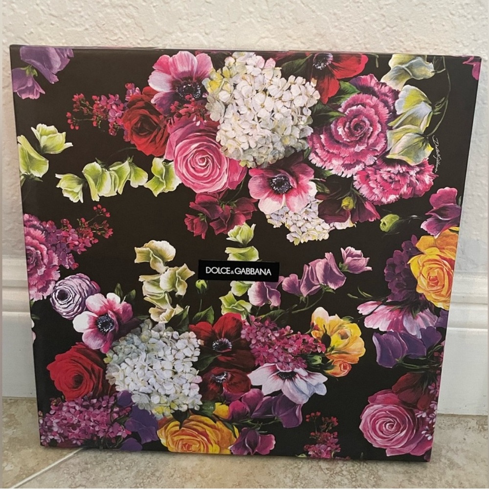 New Dolce & Gabbana box